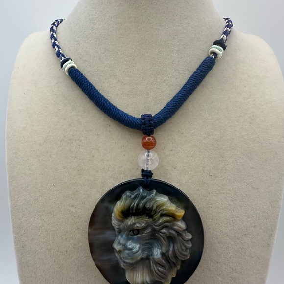 Agate Lion Pendant Necklace with Blue Adjustable Rope Cord - Picture 3 of 14